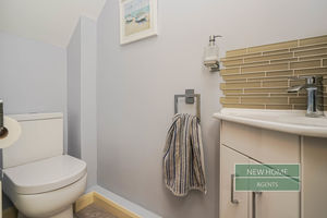 Photo 16- click for photo gallery